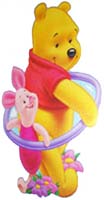 Winnie joue au cerceau